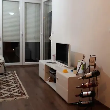 Apartman Jelena Apartamento *